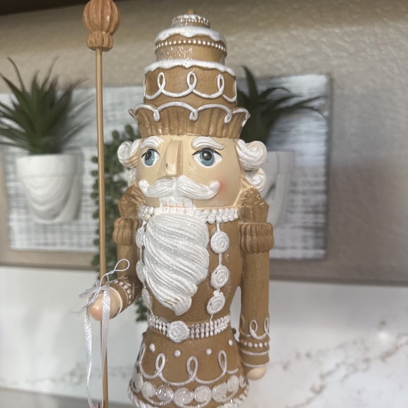 Peppermint Square Christmas Gingerbread Nutcracker - Picture 2 of 4